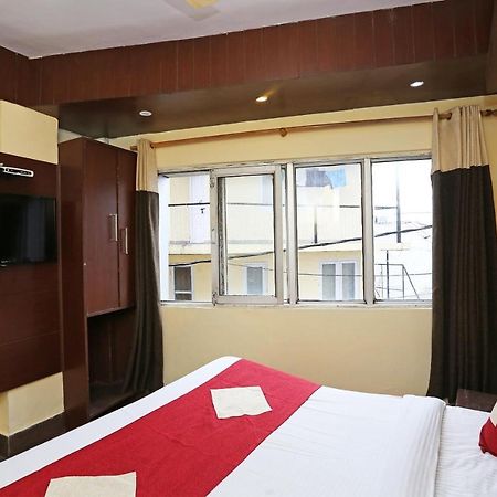 Oyo 2576 Hotel Piknik Массури Экстерьер фото