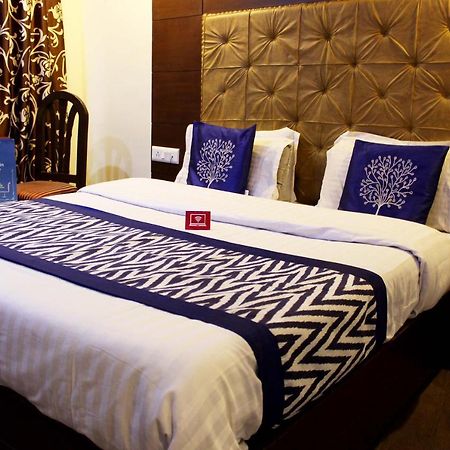 Oyo 2576 Hotel Piknik Массури Экстерьер фото